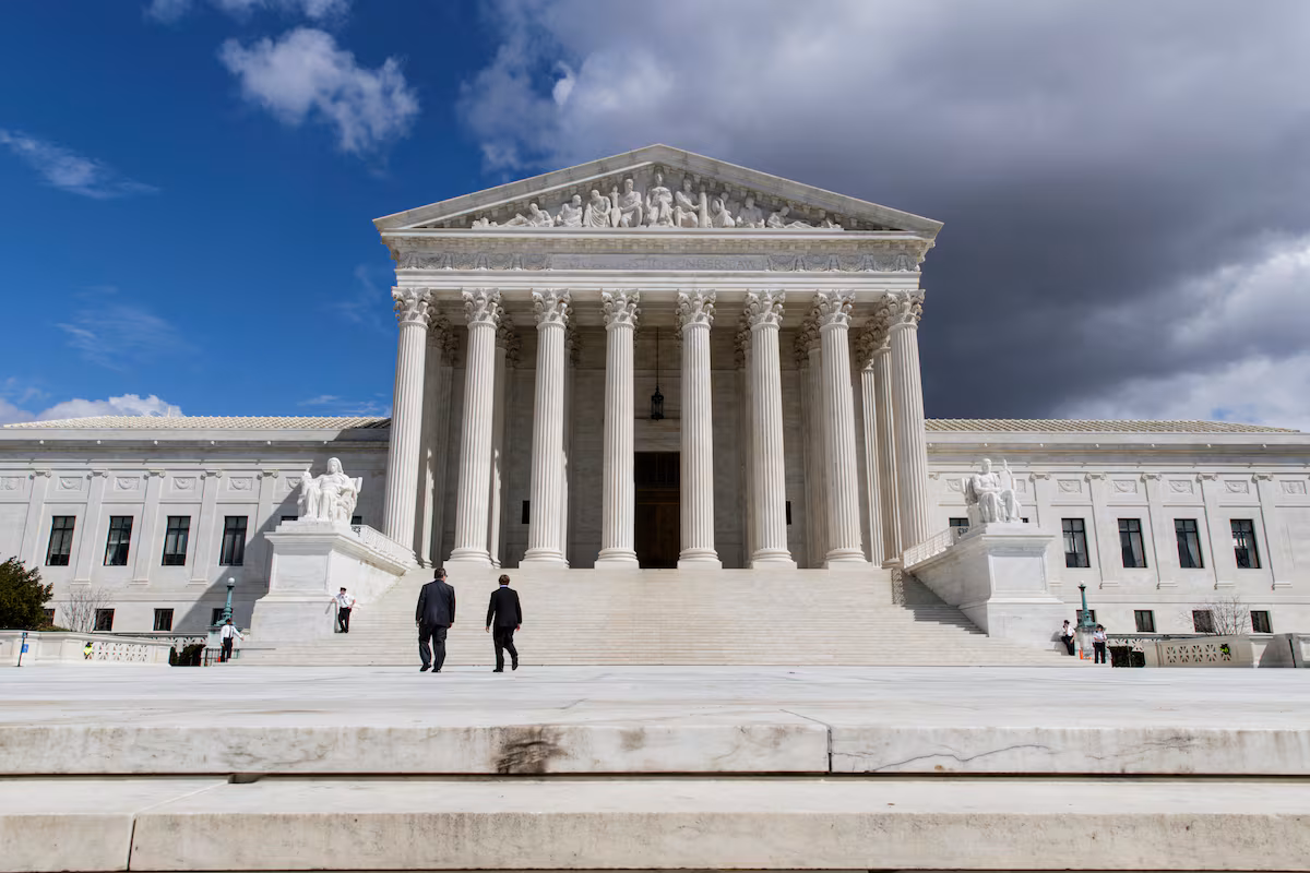 Supreme Court weighs if contractor can be sued for wartime negligence