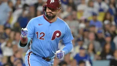 Surprise team interested in slugger Kyle Schwarber in free agency