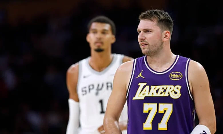 Surreal drama: Dončić narrowly avoids disaster against Wembanyama in a chaotic final second