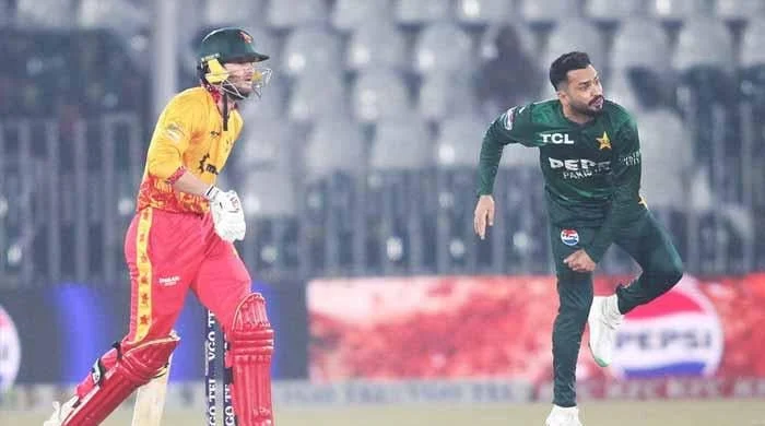 T20I tri-series: Sikandar Razas fireworks power Zimbabwe to 147 against Pakistan
