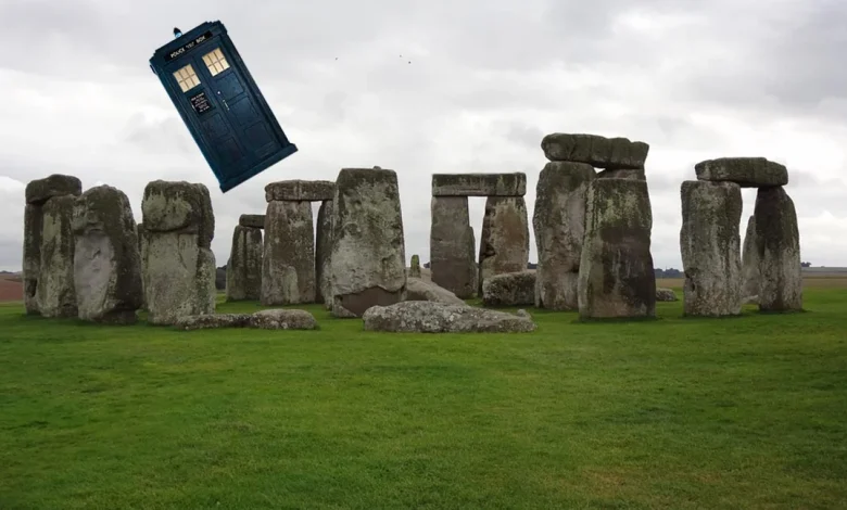 TARDIS lands at Stonehenge for Doctor Who Day