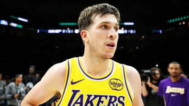 Take Reaves to have under 5.5 boards in Memphis