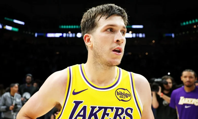 Take Reaves to have under 5.5 boards in Memphis