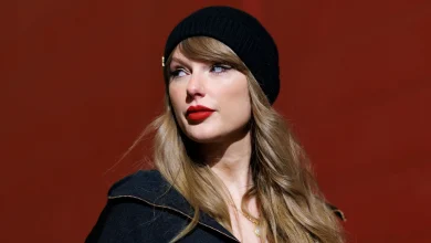 Taylor Swift's Kansas City Chiefs vs. Indianapolis Colts Game Outfit Is Fit for a Low-Key Fan