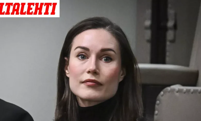 Täysi ryöpytys Sanna Marinille