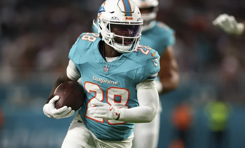 Teams had heavy interest in Miami Dolphins RB De’Von Achane ahead of 2025 NFL Trade Deadline