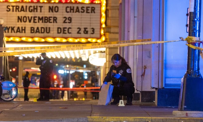 Teen killed, 8 wounded in shootings during 'teen takeover' in Loop after tree-lighting ceremony