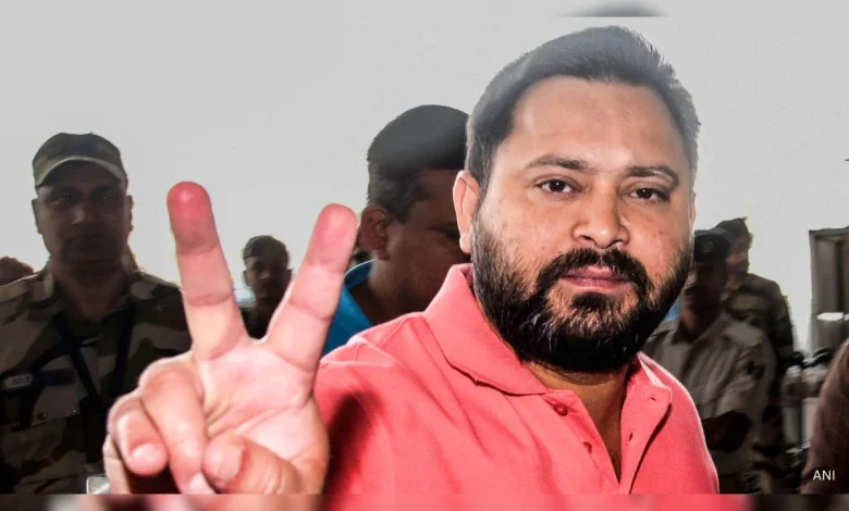 Tejashwi Yadav Trailing In Family Bastion Raghopur, RJD In Free Fall