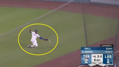 Teoscar Hernandez costs Dodgers a run in Game 5 with bad play in outfield