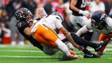 Texans' Stroud suffers concussion after hard hit