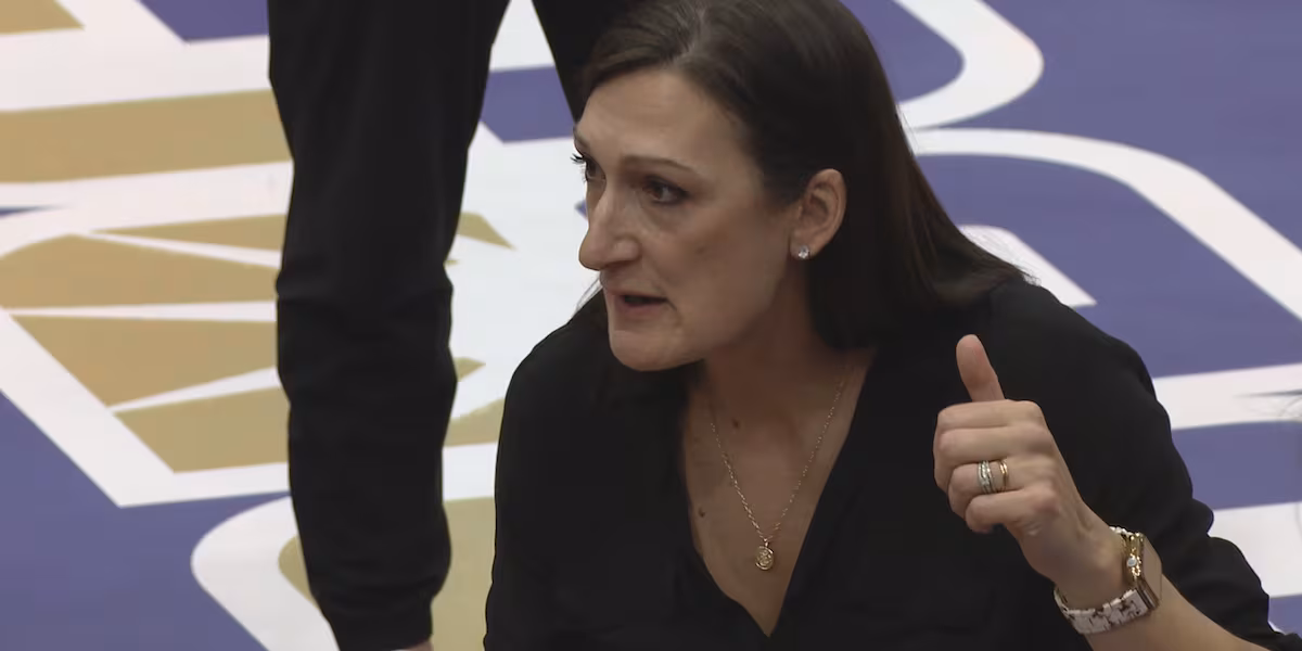 Texas State comes from behind to snap James Madison volleyball’s 13-match win streak