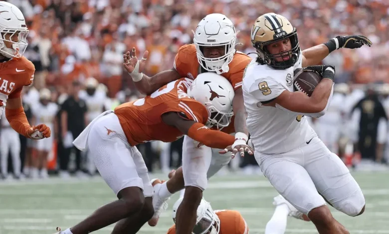 Texas needs to get healthy, improve communication in secondary