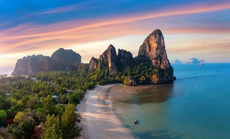 Thailand enforces new alcohol law: Steep fines for afternoon drinking, including tourists