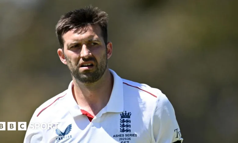 The Ashes: England's Mark Wood leaves field with tight hamstring in Lions tour match