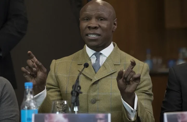 The Beltline: Chris Eubank Snr walks into a talkSPORT studio …