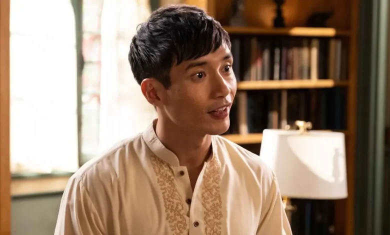 The Good Place Star Manny Jacinto Credits the Show For Lifting Him Out of Poverty: "I was able to buy groceries"
