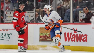 The New Jersey Devils Look to Bounce Back Against Chicago