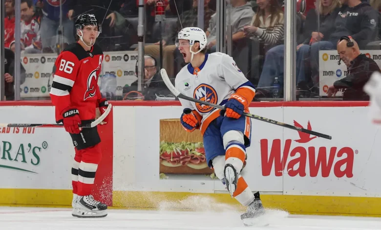 The New Jersey Devils Look to Bounce Back Against Chicago