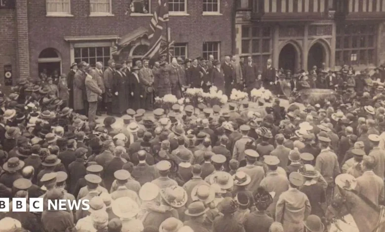 The Surrey town which held the first two-minute silence