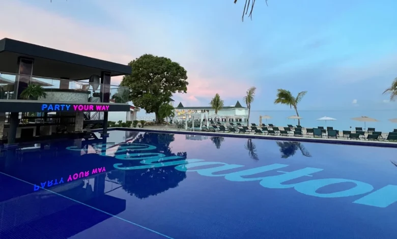 This All-Inclusive Resort Is Putting Sarah Jessica Parker’s Wines on the Cocktail Menu