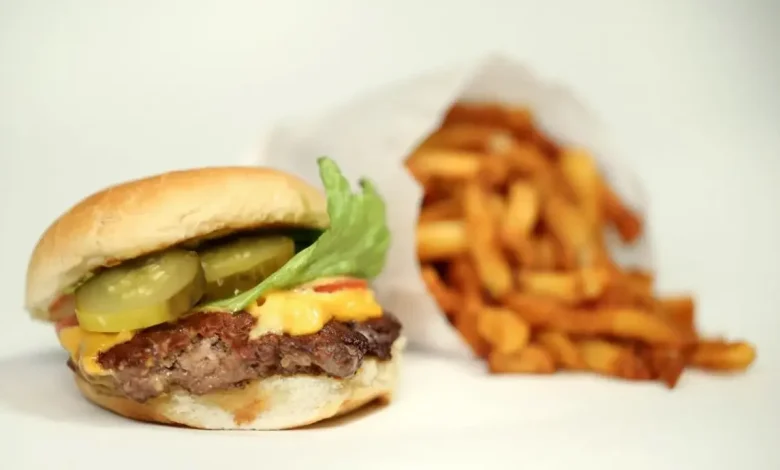 This fast food chain is offering $1 meals across Southern California amid government shutdown: See where