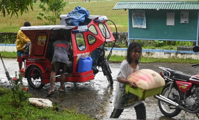 Thousands evacuated as Typhoon Kalmaegi approaches the Philippines