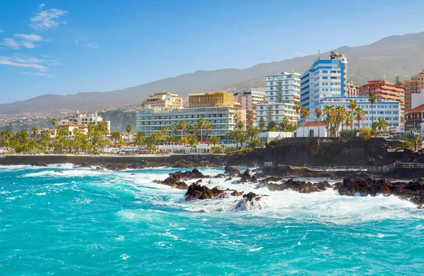 Three dead as strong waves sweep people into Atlantic on Tenerife