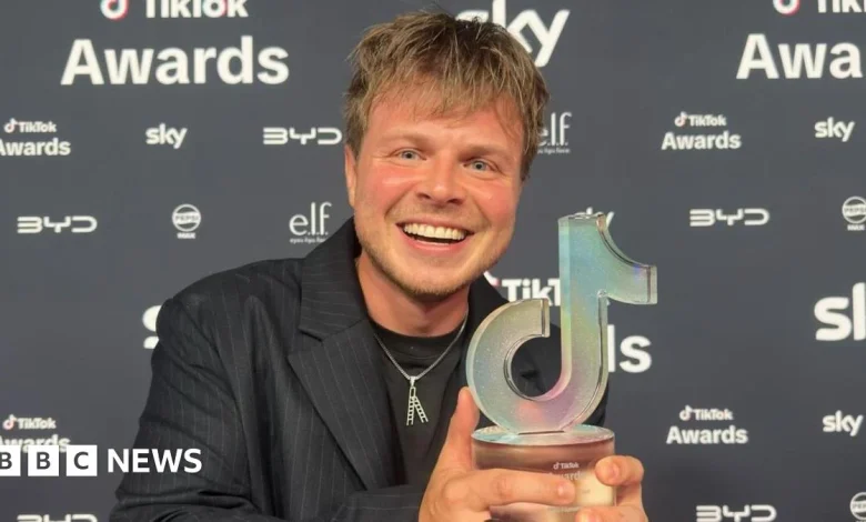 TikTok Awards UK and Ireland 2025 live updates: Bus Aunty thanks TFL after winning Video of the Year award