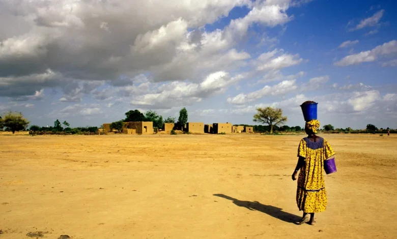 TikTok influencer who posted videos supporting military is publicly executed by armed men in Mali, authorities say