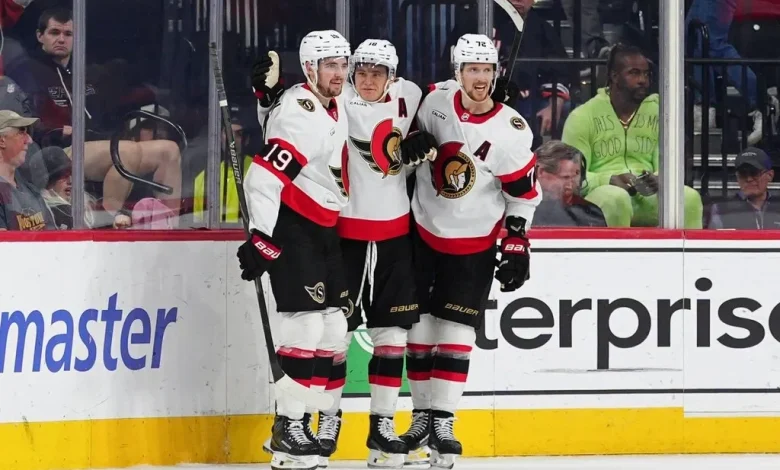 Tim Stutzle scores in overtime to give the Senators a 3-2 win over the Flyers