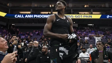 Timberwolves Star Anthony Edwards’ Heartwarming Moment With Young Fan Goes Viral