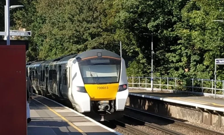 Time to scrap unreliable Thameslink from the Woolwich line?