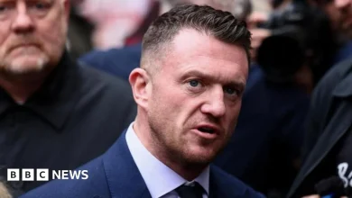 Tommy Robinson not guilty of terror offence after not giving police access to his phone