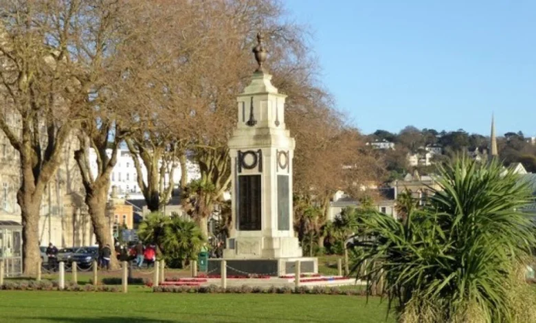 Torbay unites to remember those who made the ultimate sacrifice