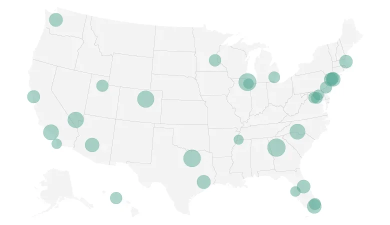 Tracking US flight delays and cancellations in charts