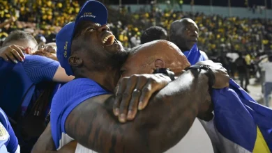 Tranen bij fans en spelers Curaçao na plaatsing WK voetbal: 'Morgen verkoop ik m'n auto voor ticket'