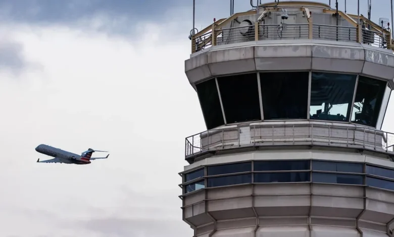 Transportation secretary announces 10% reduction in U.S. air traffic due to government shutdown