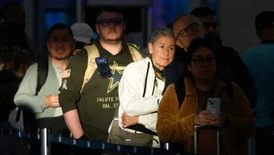 Travelers brace for mass holiday delays amid dragging government shutdown and cut flights