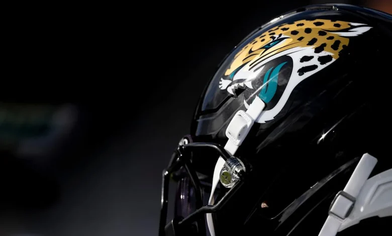 Travis Hunter Undergoes Successful Knee Surgery