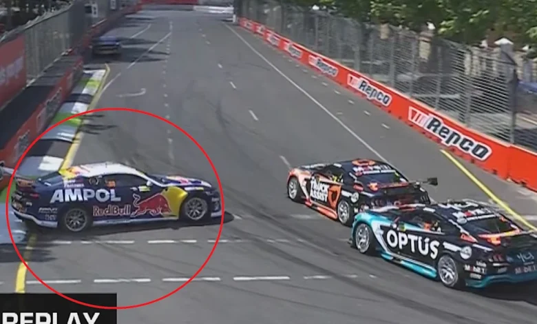 Triple Eight boss Jamie Whincup fumes at 'pretty grubby' act after Supercars leader clipped in Grand Final