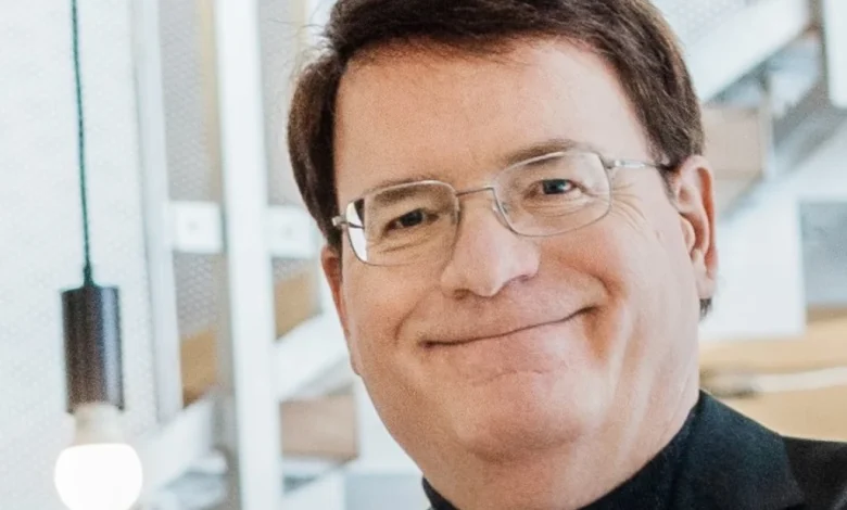 Trois anciens députés appuient la candidature de Vincent Bourassa