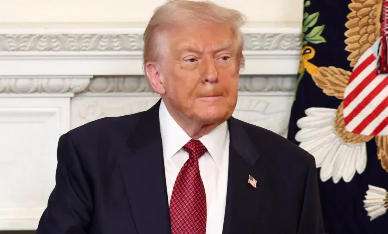 Trump again slams Democrats who urged US troops to refuse illegal orders