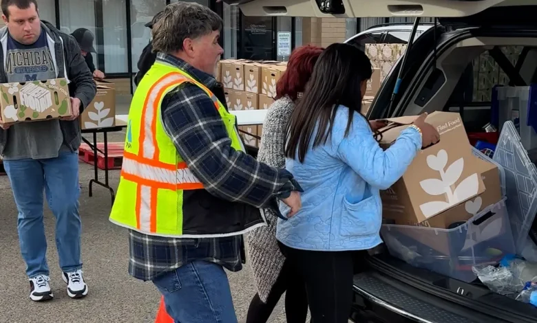 Trump says SNAP will be half funded in November. What does that mean?