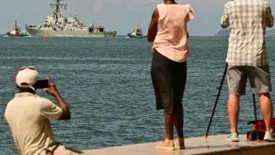 Trump says not planning US strikes on Venezuela