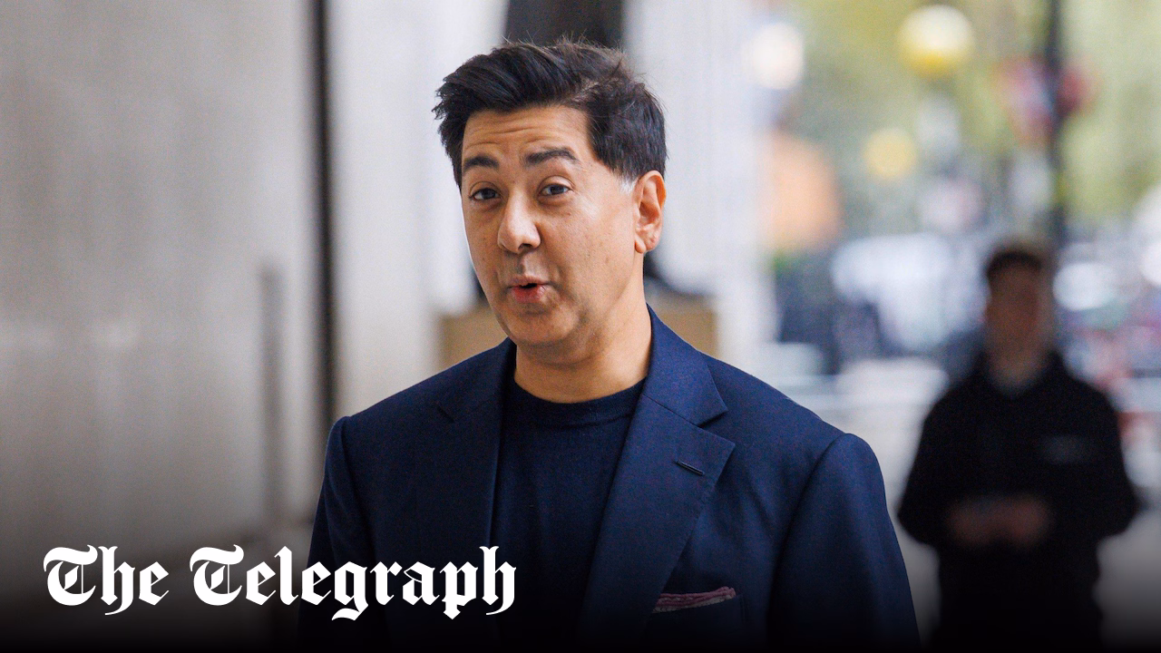 Trump to deport boss of Starmer-linked charity