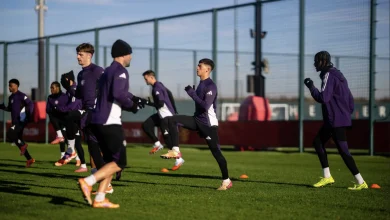 Two Manchester United Academy stars ‘in a race’ to make debut under Rúben Amorim, they both trained vs Everton