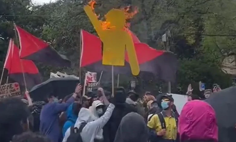 Two more arrests over violence at Melbourne CBD demonstration