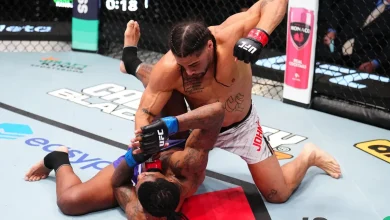 UFC Fight Night 263 video: Donte Johnson strangles Sedriques Dumas, stays unbeaten