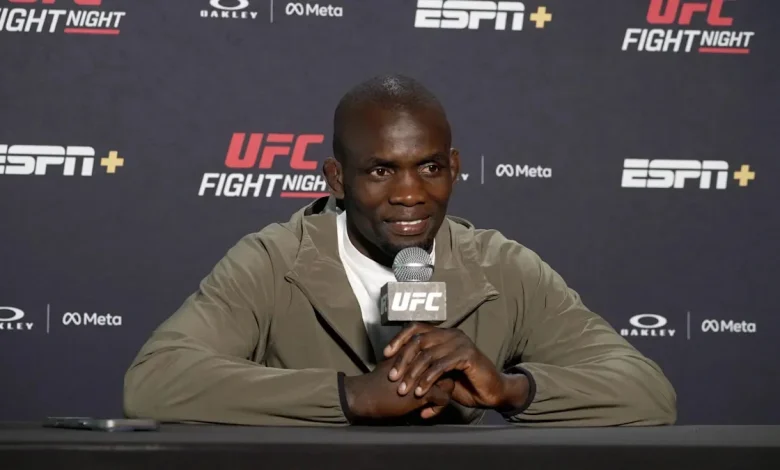 UFC fighter reveals he fought with broken ankle