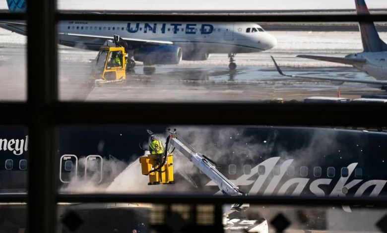 US Faces Thanksgiving Travel Risks Even Without Polar Vortex